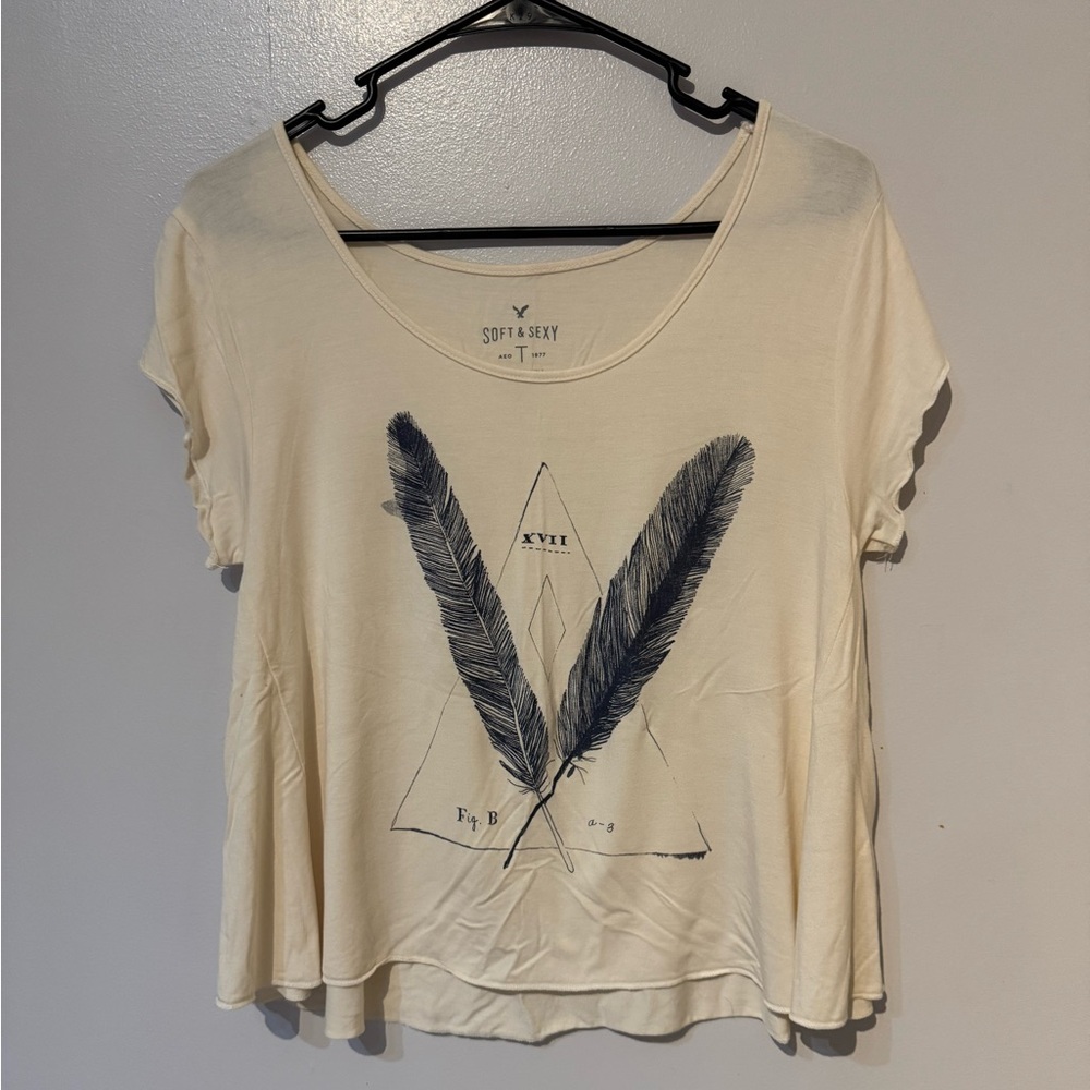 American Eagle Outfitters Cream Feather Graphic Tee